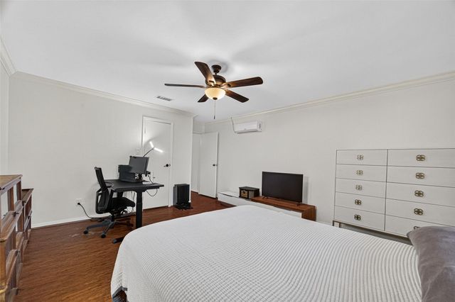 9850 Pagewood Lane 807, Houston, TX 77042