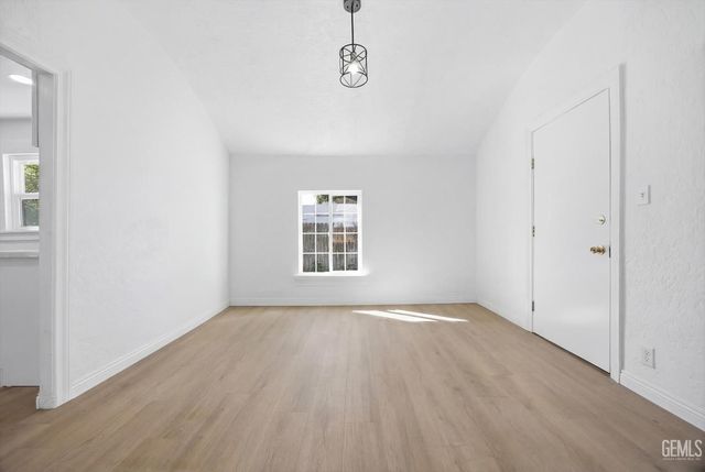 1615 Owens Street, Bakersfield, CA 93305