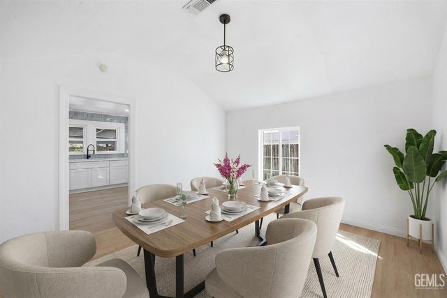 1615 Owens Street, Bakersfield, CA 93305