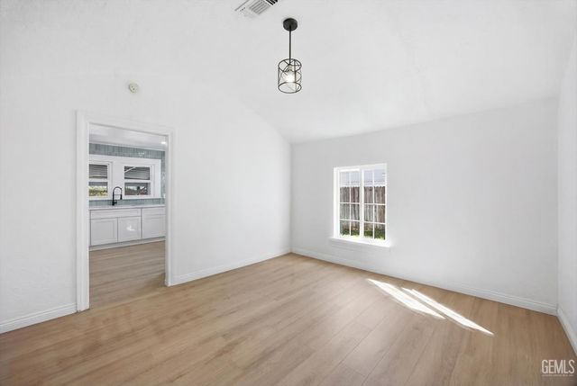 1615 Owens Street, Bakersfield, CA 93305