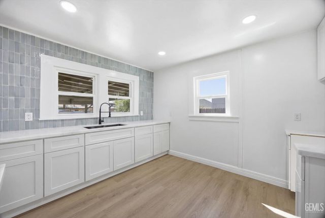 1615 Owens Street, Bakersfield, CA 93305