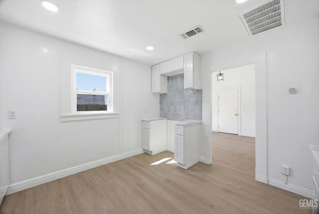 1615 Owens Street, Bakersfield, CA 93305