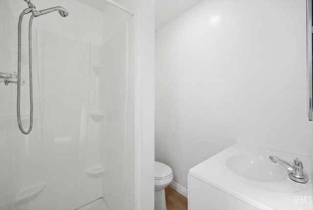 1615 Owens Street, Bakersfield, CA 93305