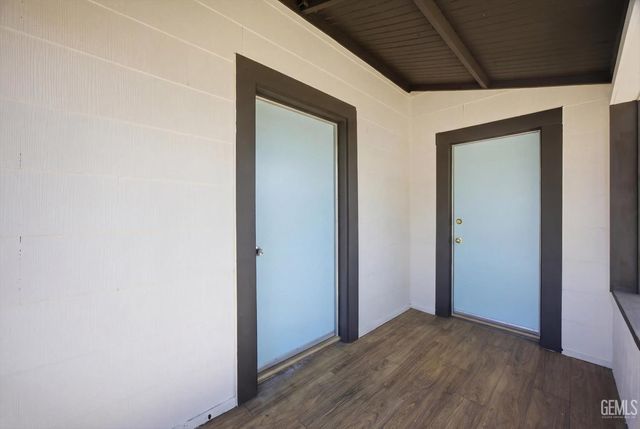 1615 Owens Street, Bakersfield, CA 93305