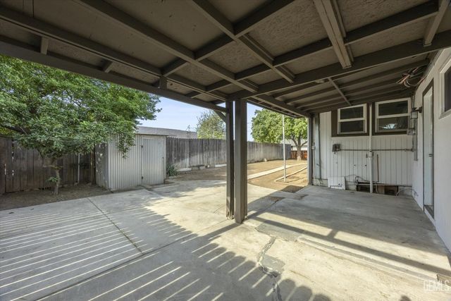 1615 Owens Street, Bakersfield, CA 93305