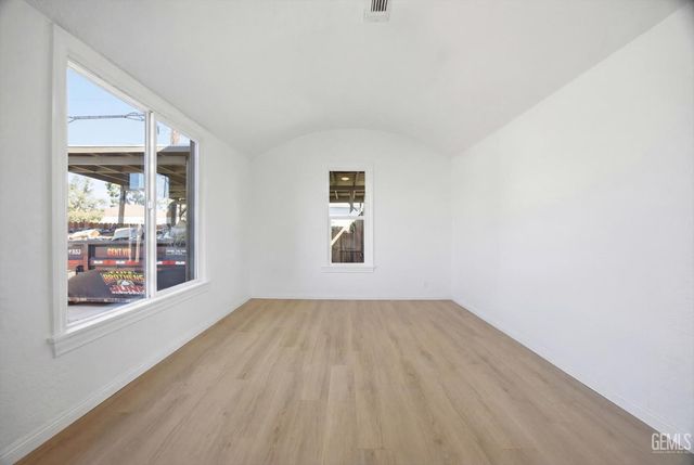 1615 Owens Street, Bakersfield, CA 93305