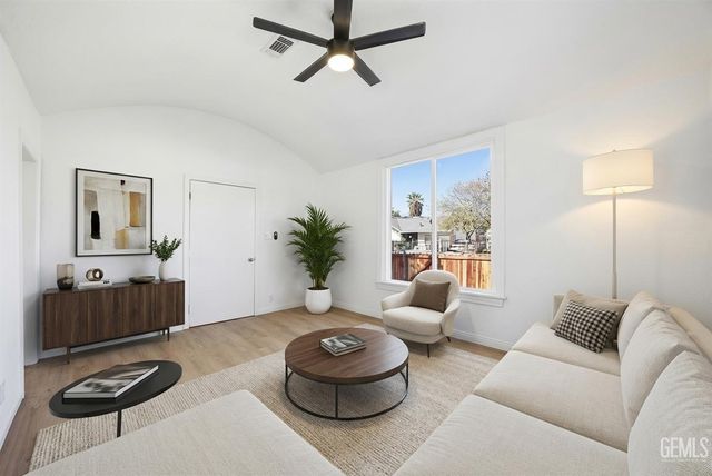 1615 Owens Street, Bakersfield, CA 93305