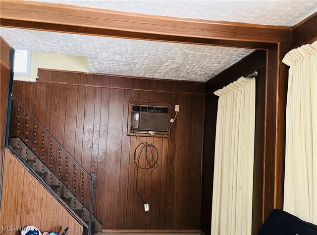 2321 E 101st Street, Cleveland, OH 44106