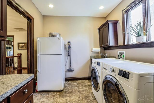 3860 Legendary Ridge Lane, Cleves, OH 45002
