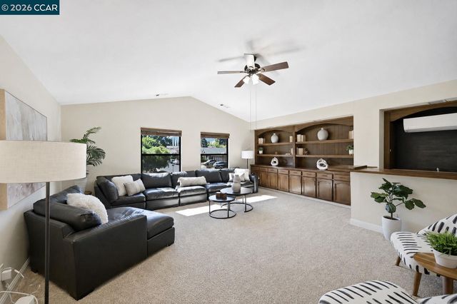 5017 Murchio Dr, Concord, CA 94521