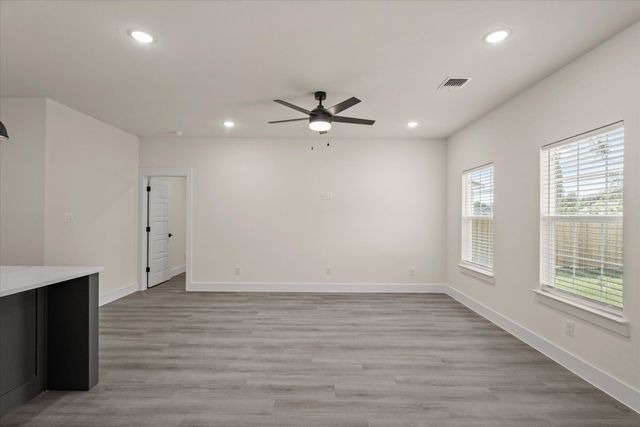 3505 Thannisch Avenue, Fort Worth, TX 76105