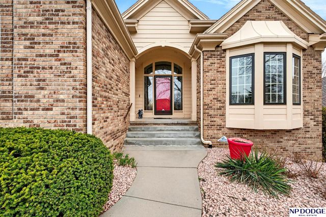 3245 N 159 Street, Omaha, NE 68116