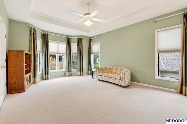 3245 N 159 Street, Omaha, NE 68116