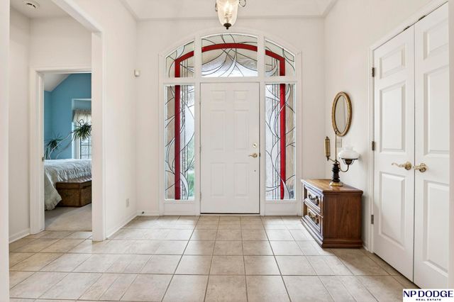 3245 N 159 Street, Omaha, NE 68116