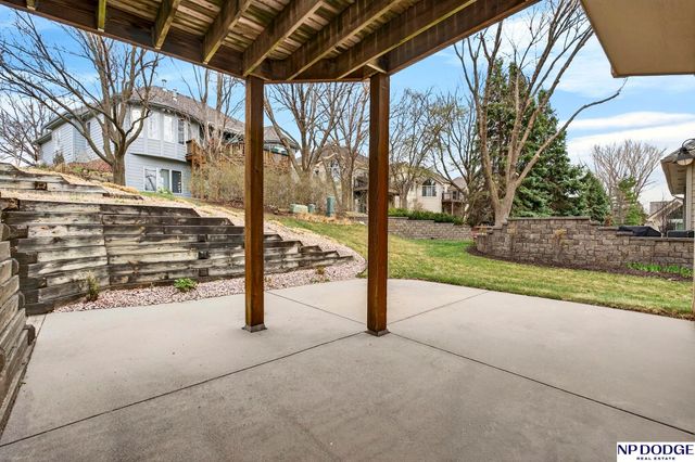 3245 N 159 Street, Omaha, NE 68116