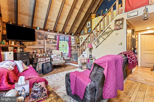 6036 CANTER LN, Sharpsburg, MD 21782