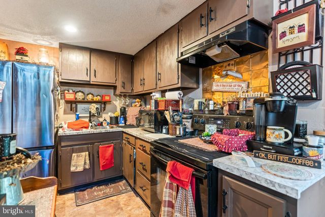 6036 CANTER LN, Sharpsburg, MD 21782