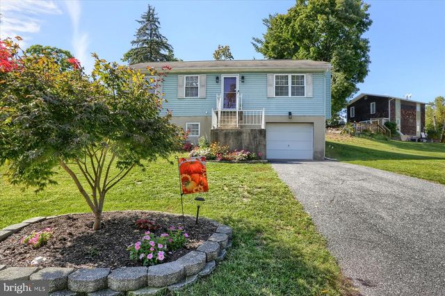 25 DARTMOUTH ST, Harrisburg, PA 17109