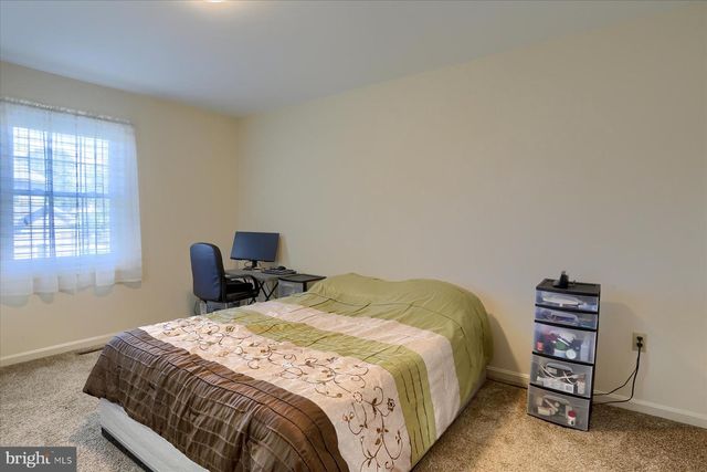 25 DARTMOUTH ST, Harrisburg, PA 17109