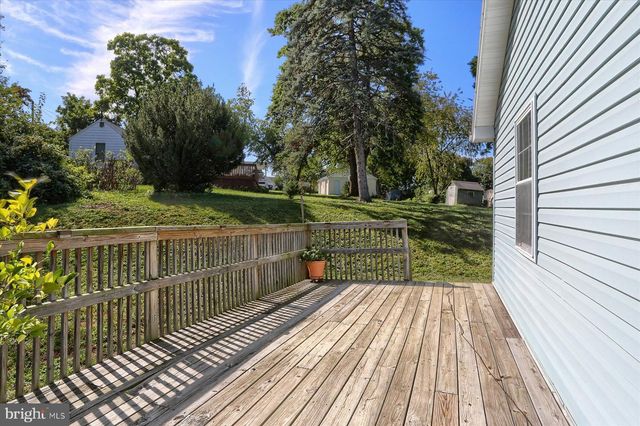 25 DARTMOUTH ST, Harrisburg, PA 17109