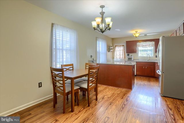25 DARTMOUTH ST, Harrisburg, PA 17109