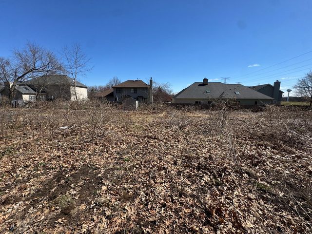 22W165 1st Street, Glen Ellyn, IL 60137