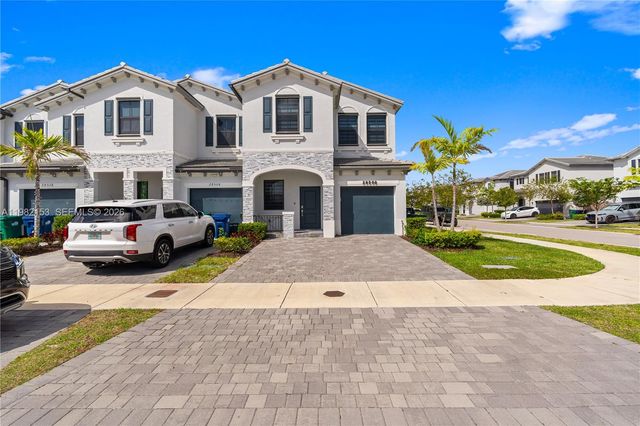 28500 SW 133rd Path 28500, Homestead, FL 33033