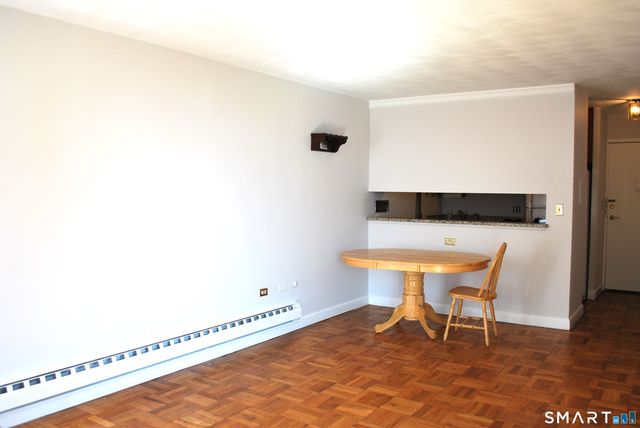 87 Glenbrook Road 7G, Stamford, CT 06902