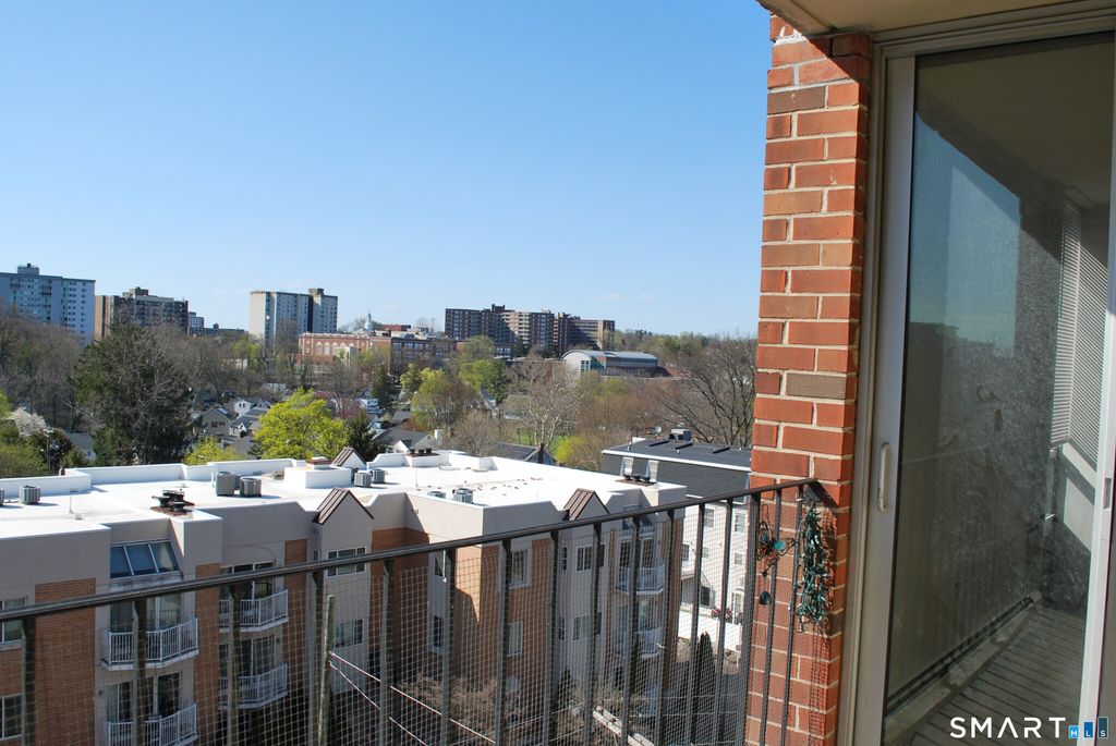 87 Glenbrook Road 7G, Stamford, CT 06902