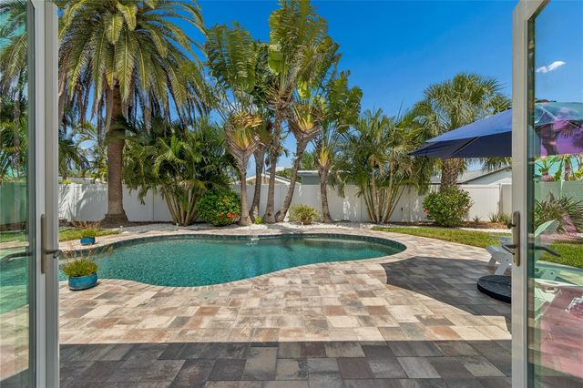 230 S JULIA CIRCLE, St Pete Beach, FL 33706