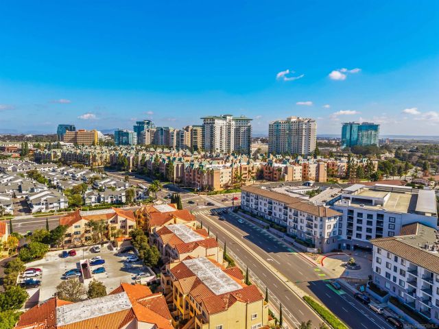 8324 Regents Rd Unit 1B, San Diego, CA 92122