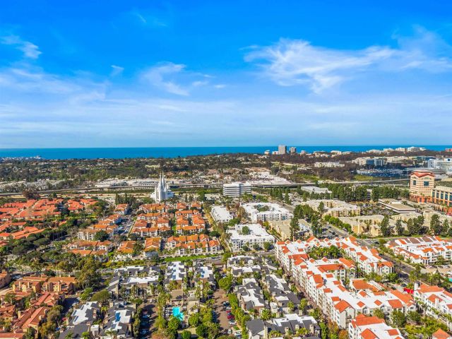 8324 Regents Rd Unit 1B, San Diego, CA 92122