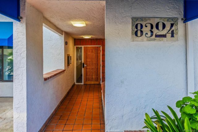 8324 Regents Rd Unit 1B, San Diego, CA 92122