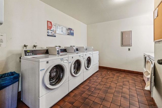 8324 Regents Rd Unit 1B, San Diego, CA 92122