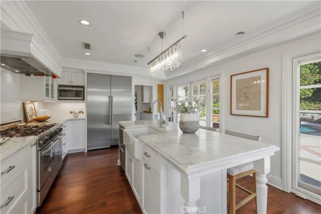 10611 Calm Hill, Santa Ana, CA 92705