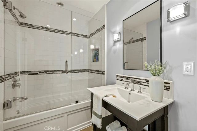 10611 Calm Hill, Santa Ana, CA 92705