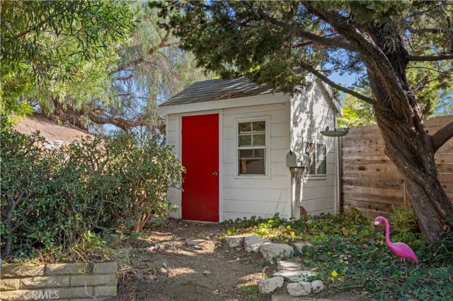 10611 Calm Hill, Santa Ana, CA 92705