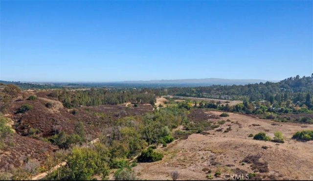 10611 Calm Hill, Santa Ana, CA 92705