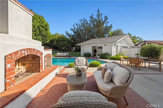 10611 Calm Hill, Santa Ana, CA 92705