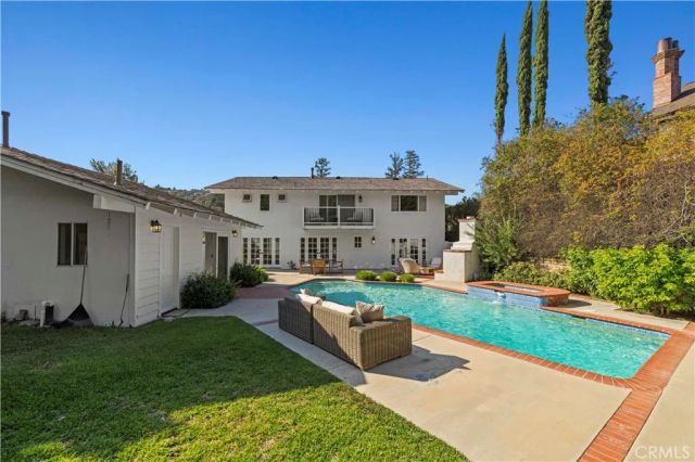 10611 Calm Hill, Santa Ana, CA 92705
