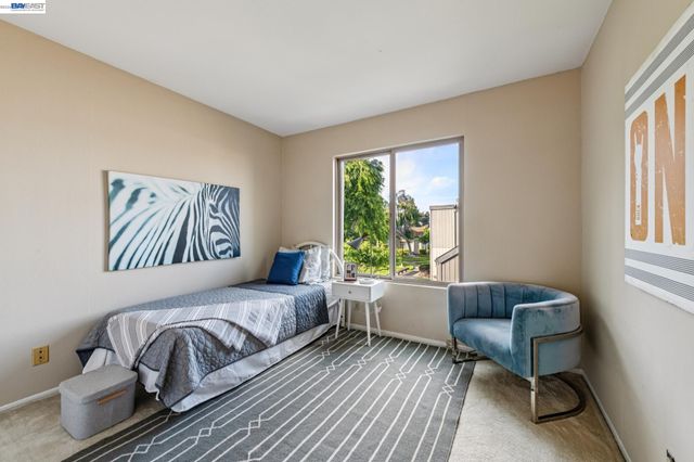 3447 Capella Ln, Alameda, CA 94502