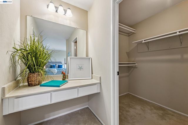 3447 Capella Ln, Alameda, CA 94502