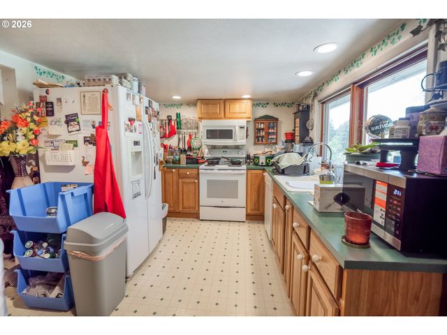 87161 CENTRAL Rd, Eugene, OR 97402