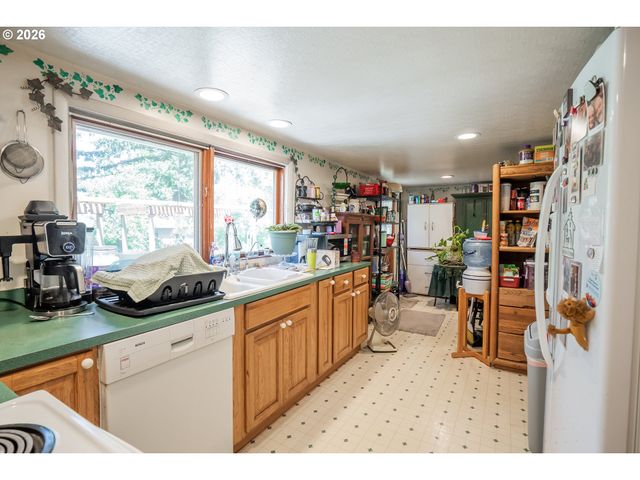 87161 CENTRAL Rd, Eugene, OR 97402