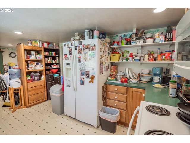 87161 CENTRAL Rd, Eugene, OR 97402