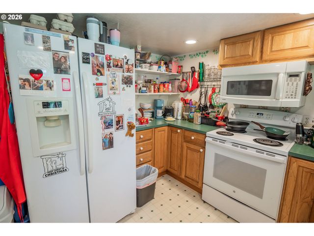 87161 CENTRAL Rd, Eugene, OR 97402