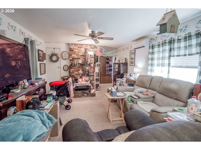 87161 CENTRAL Rd, Eugene, OR 97402