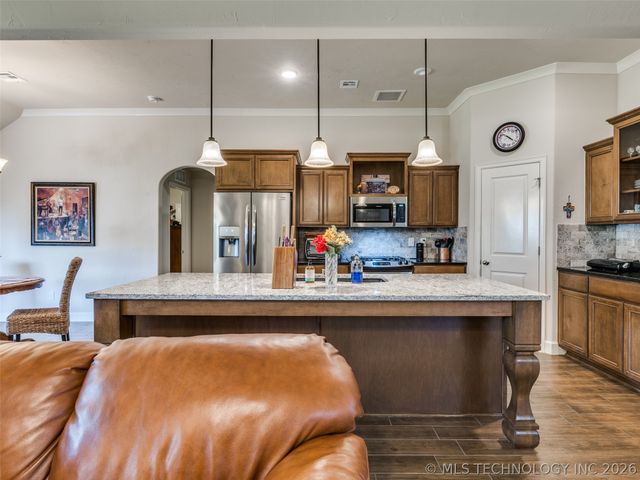 13182 S 90th East Avenue, Bixby, OK 74008