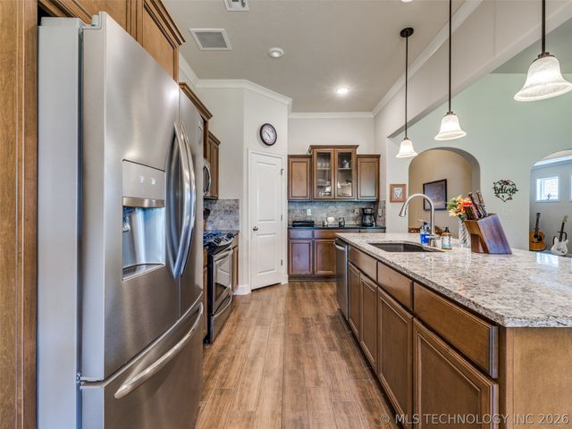 13182 S 90th East Avenue, Bixby, OK 74008