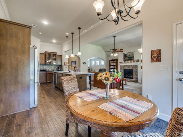 13182 S 90th East Avenue, Bixby, OK 74008